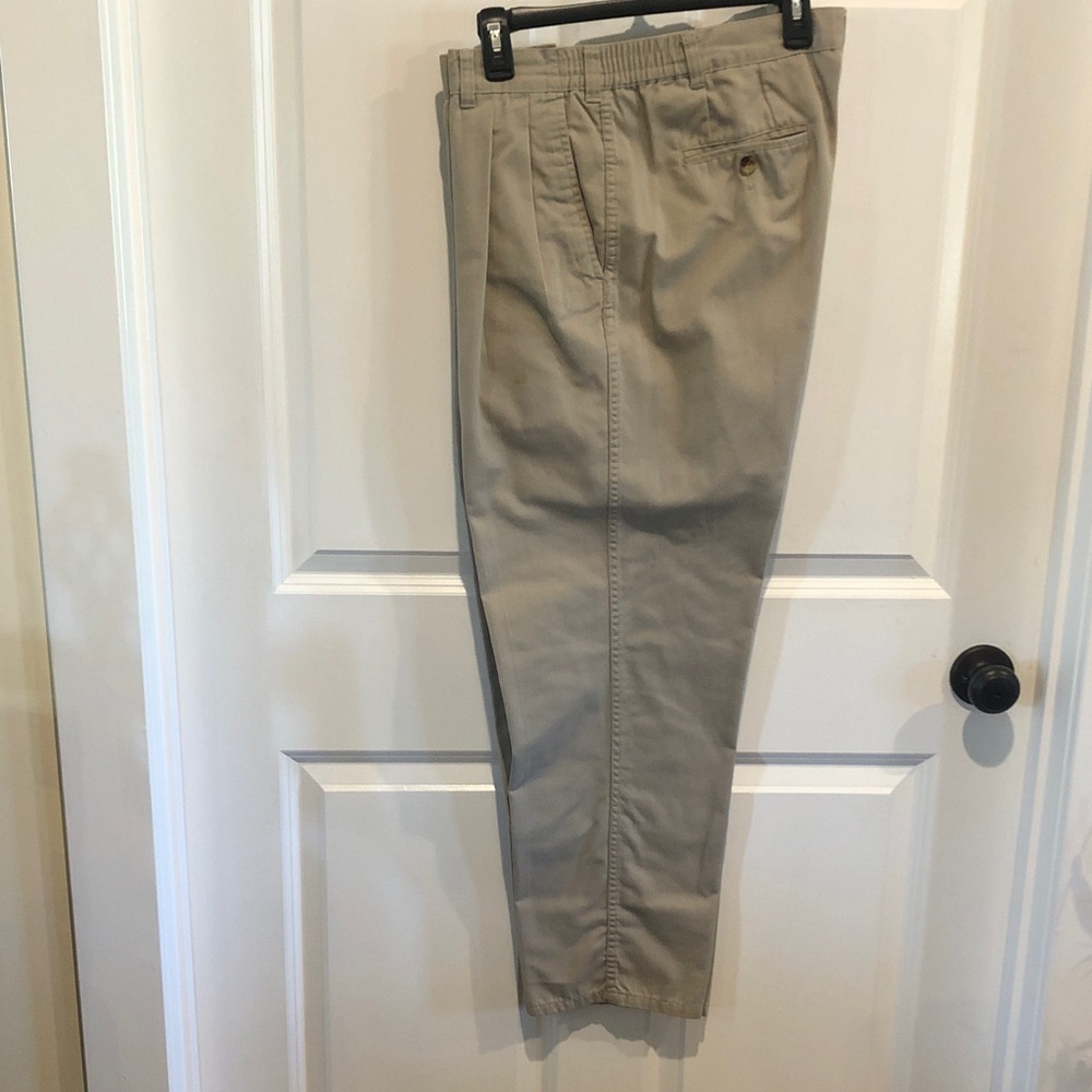 Puritan Men's Elastic-Waist Chino Pants in Light Tan